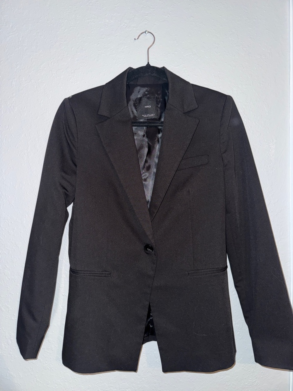 Mango Black Single-Button Women's Blazer